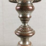 PAIRE DE BOUGEOIRS ANCIENS