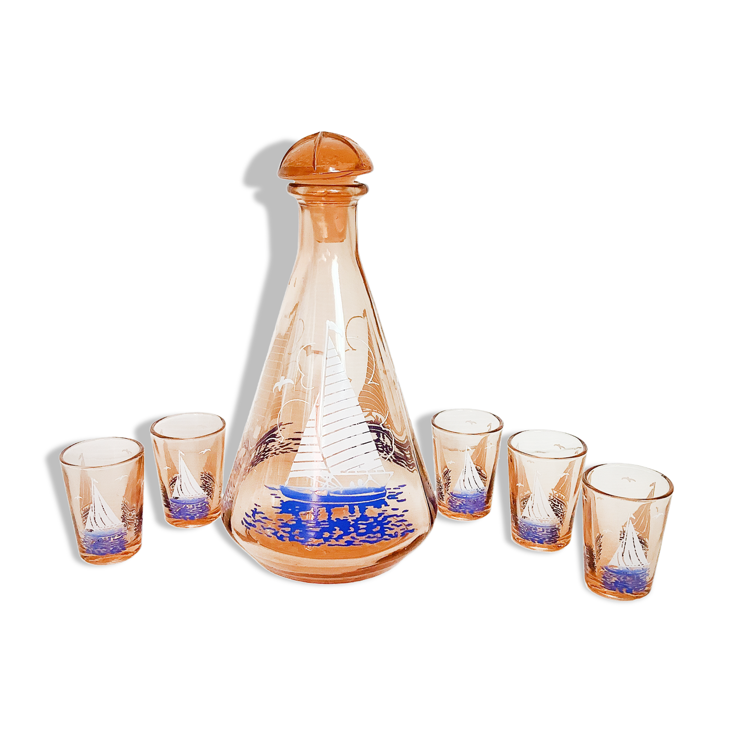 Old sailing decanter and 5 small matching liquor glasses