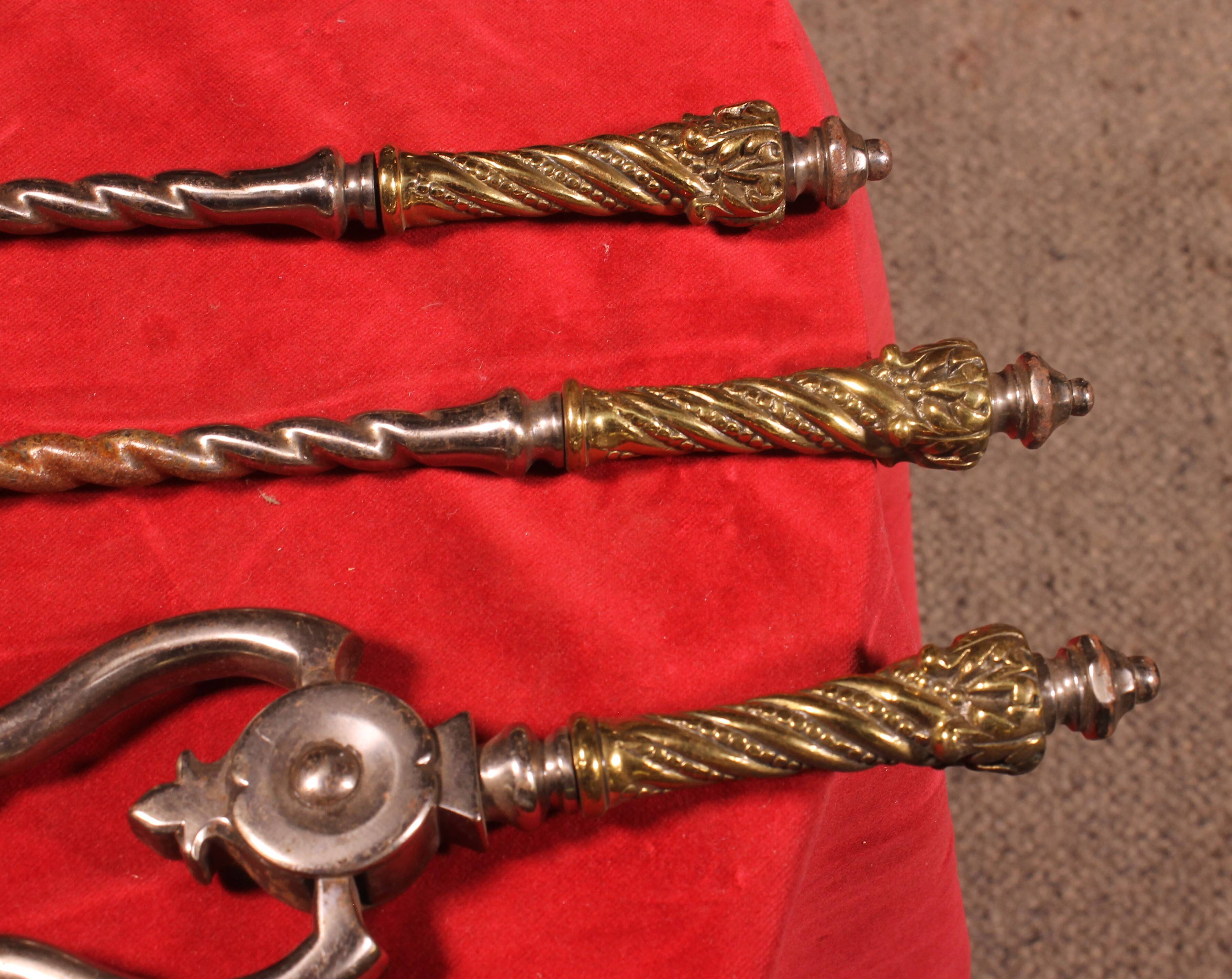 Nécessaire de cheminée début XIX eme acier et bronze