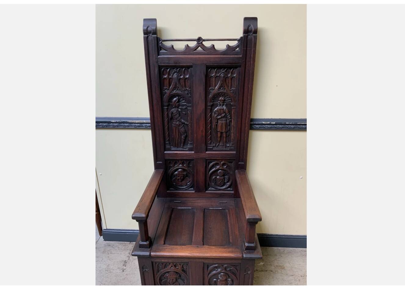 Antique - Chest Bench, - Neo-Gothic