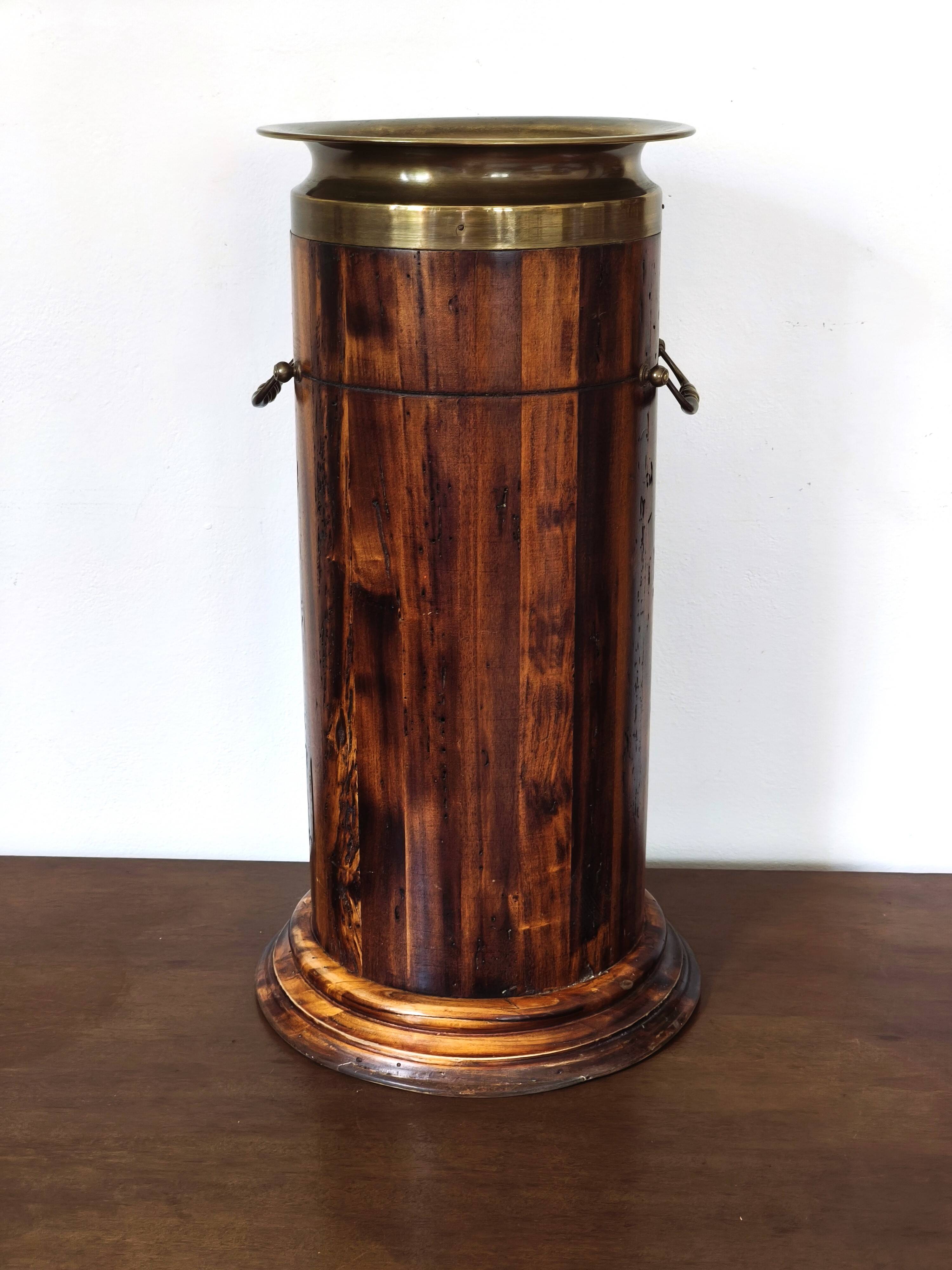 Vintage Florentine umbrella stand made of reclaimed wood and brass.
