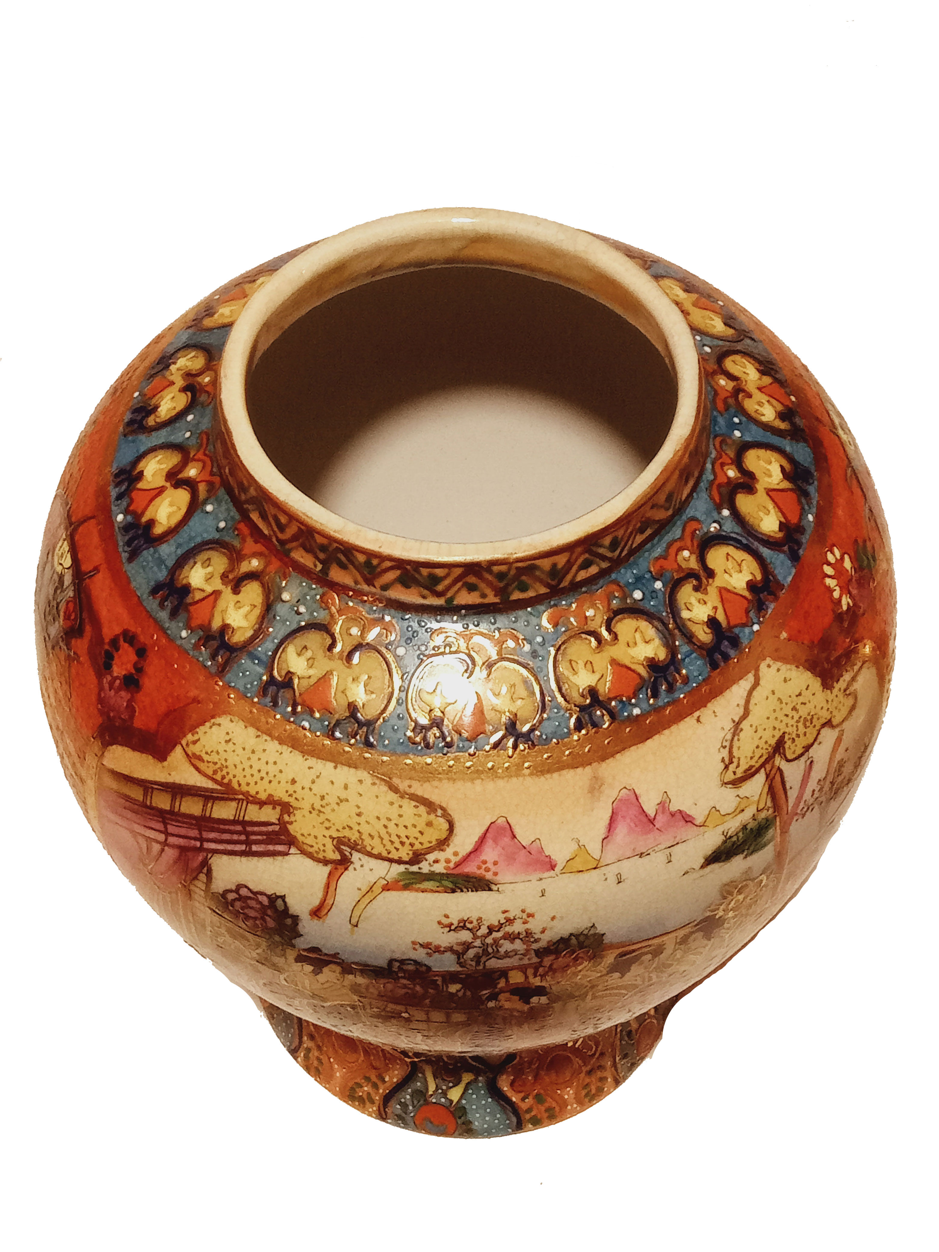 Chinese porcelain vase with lid