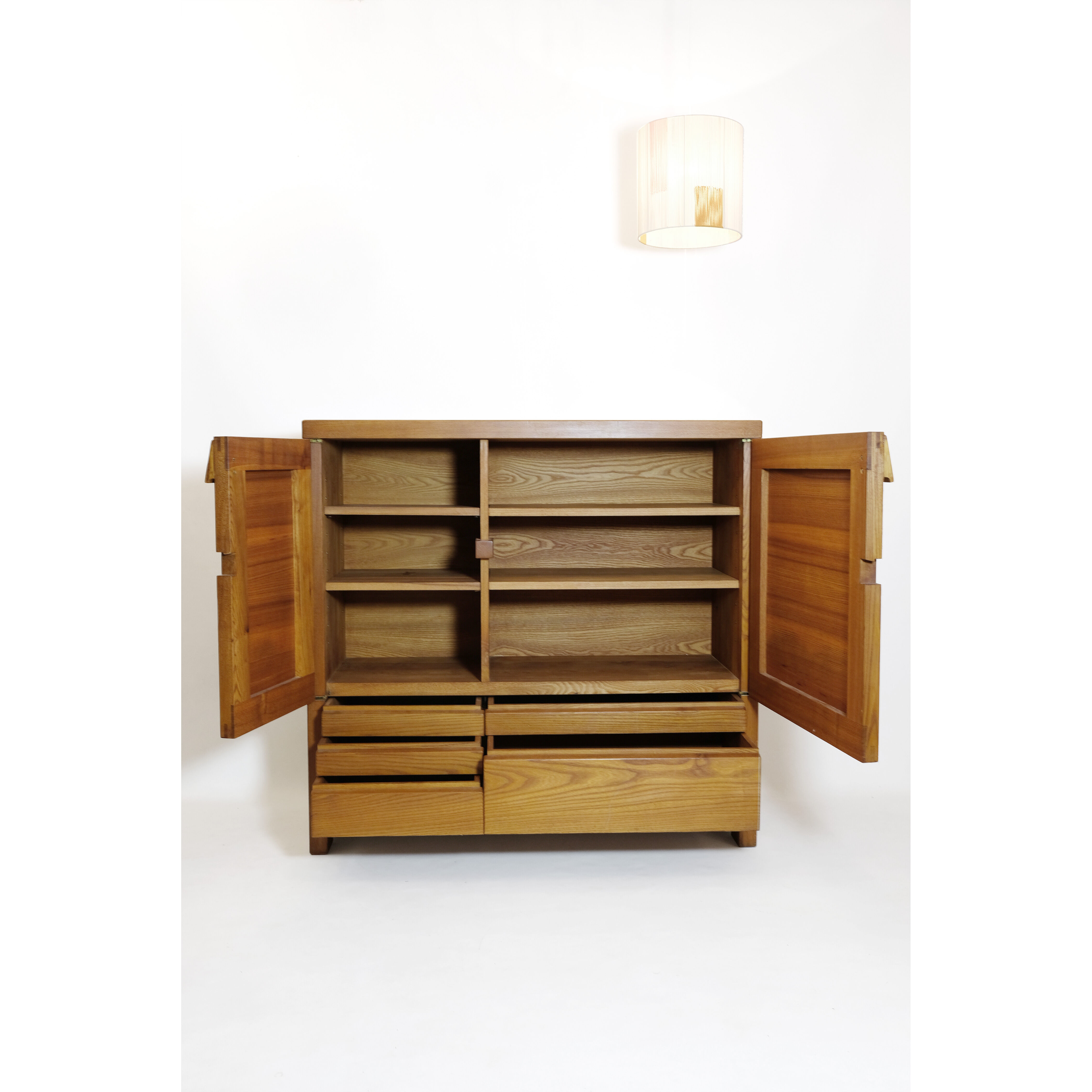 Pierre Chapo buffet R18, solid elm, 1960-1970