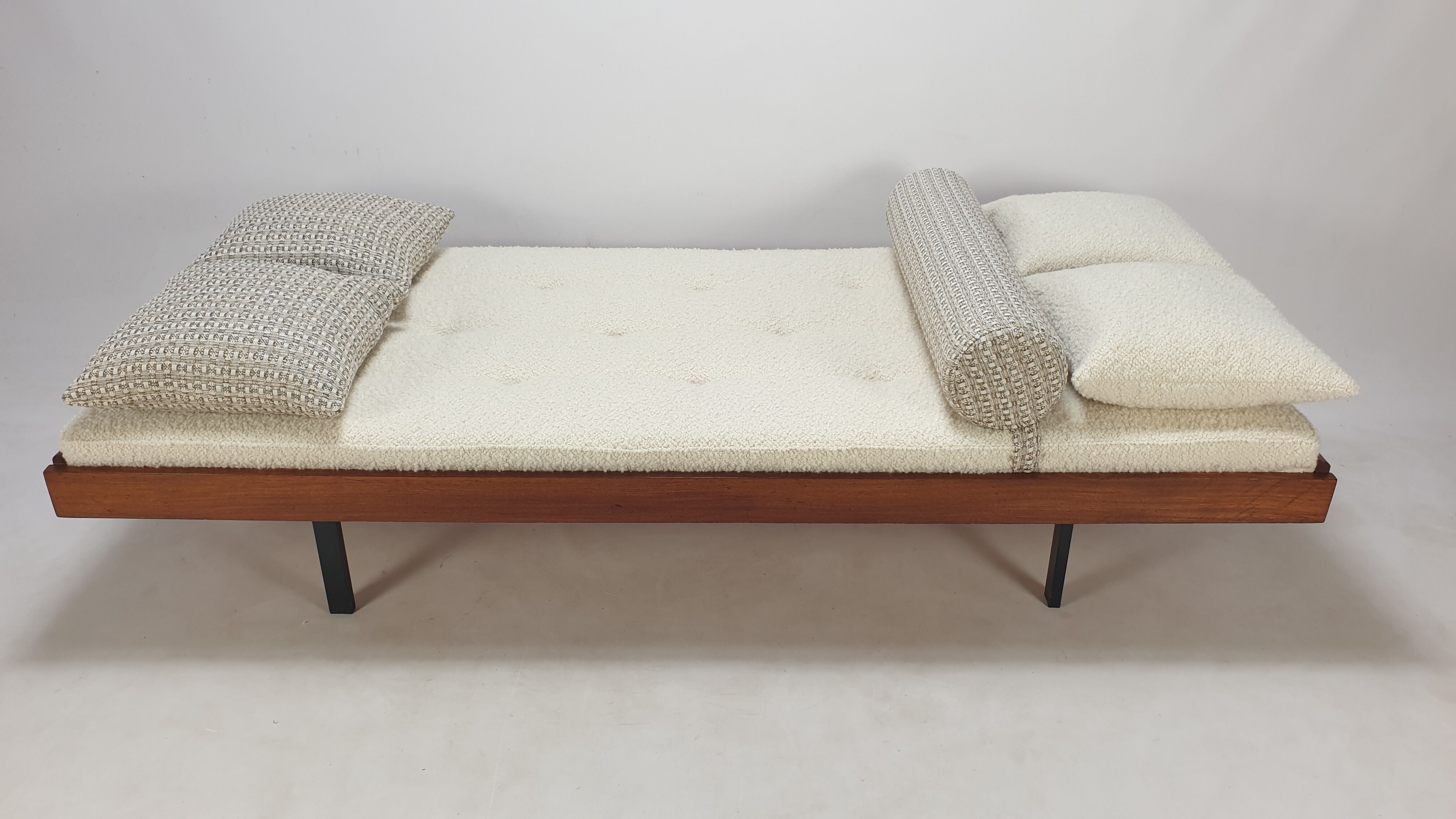 Mid Century Teak Daybed, 1960s