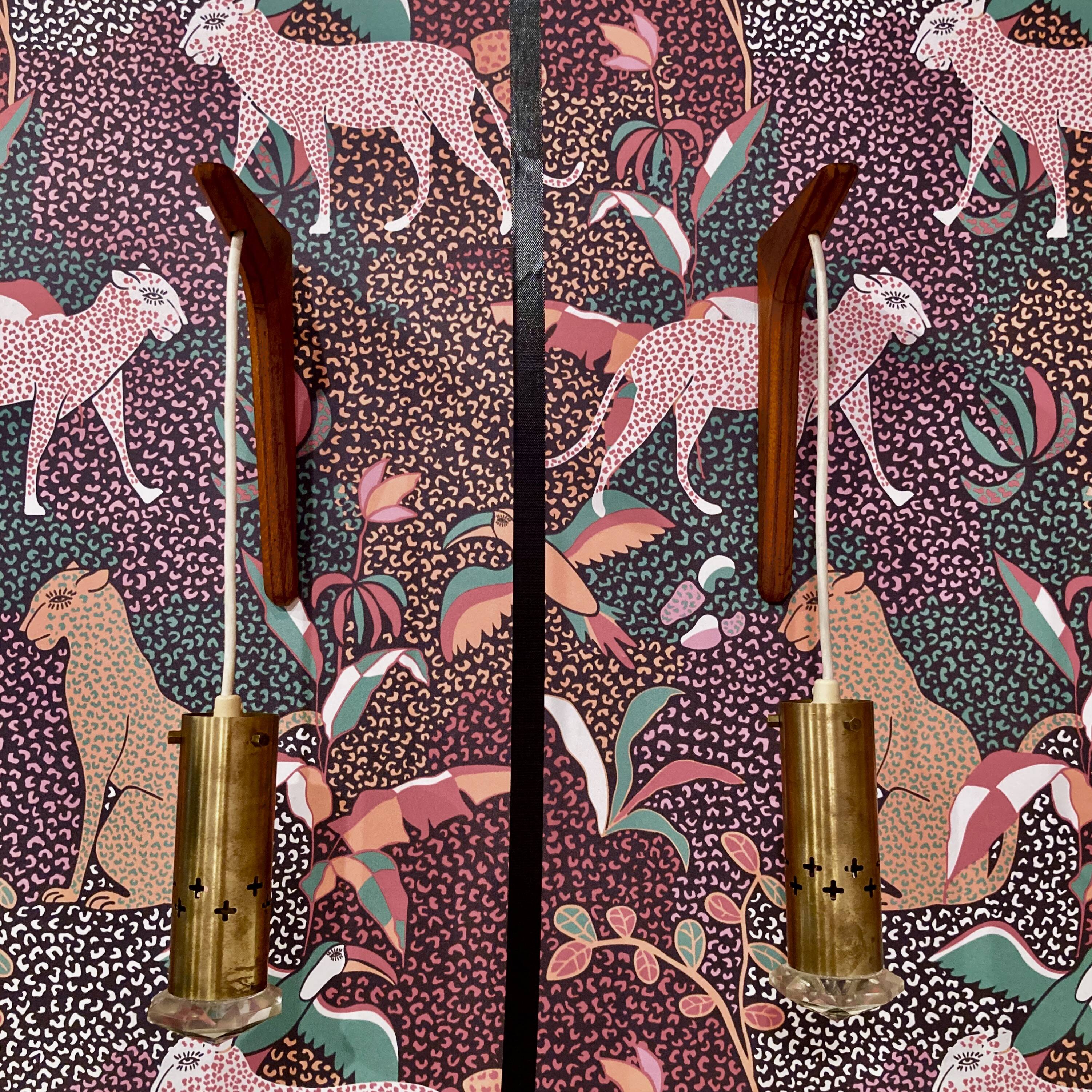 Ensemble de deux appliques Design scandinave 1950.