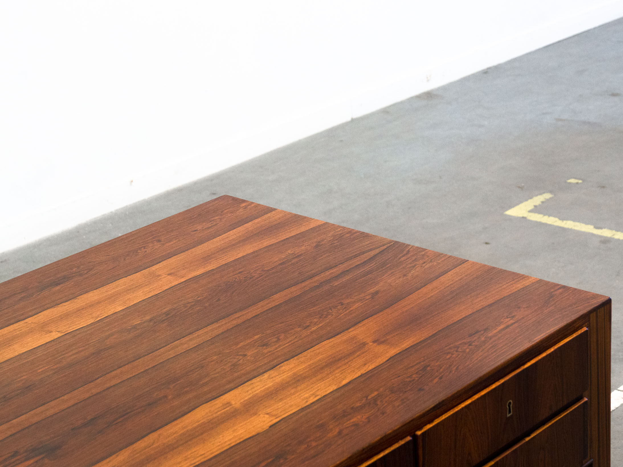 Haslev Møbelsnedkeri free standing rosewood desk