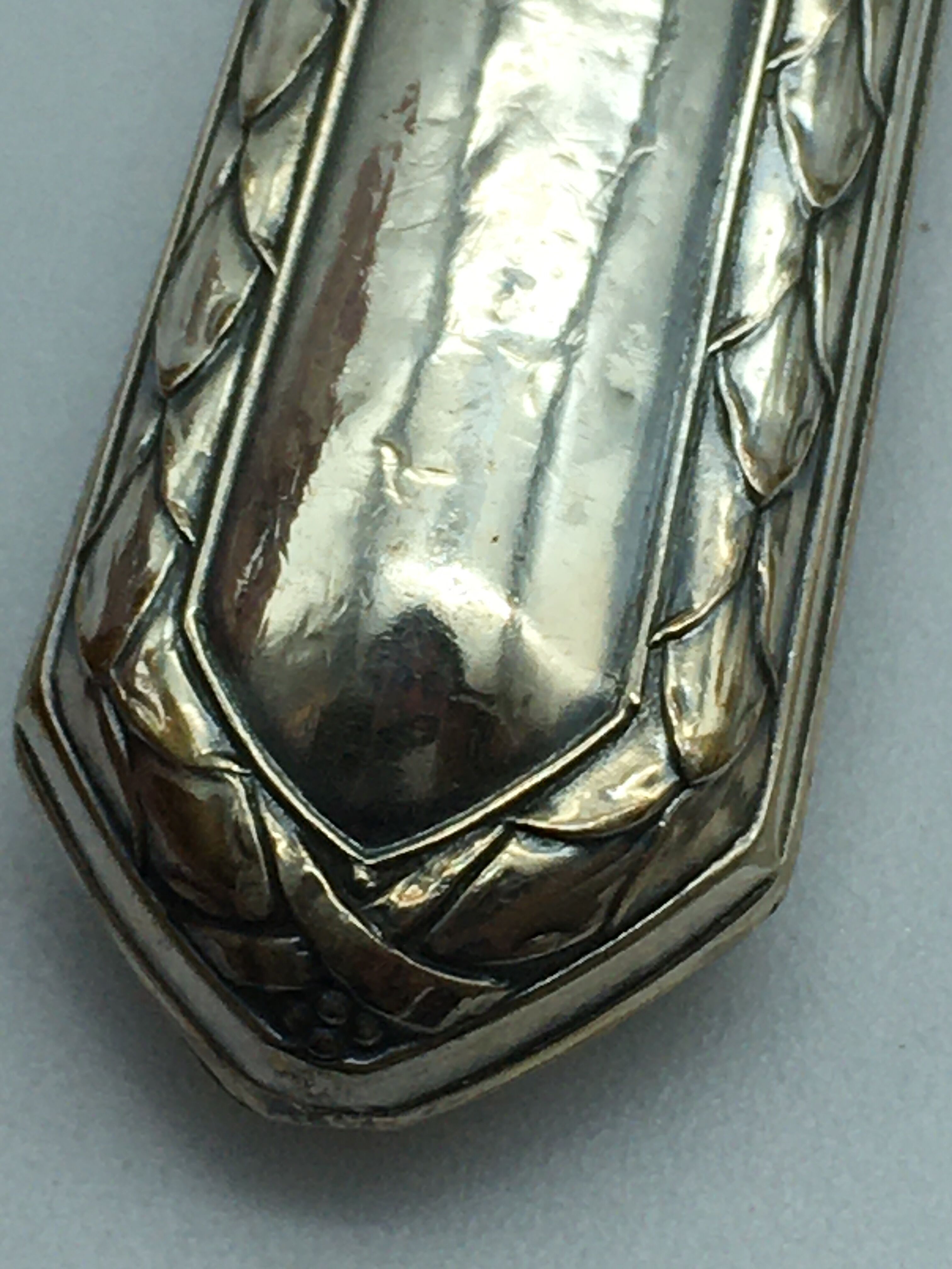 Box of filled silver salad cutlery