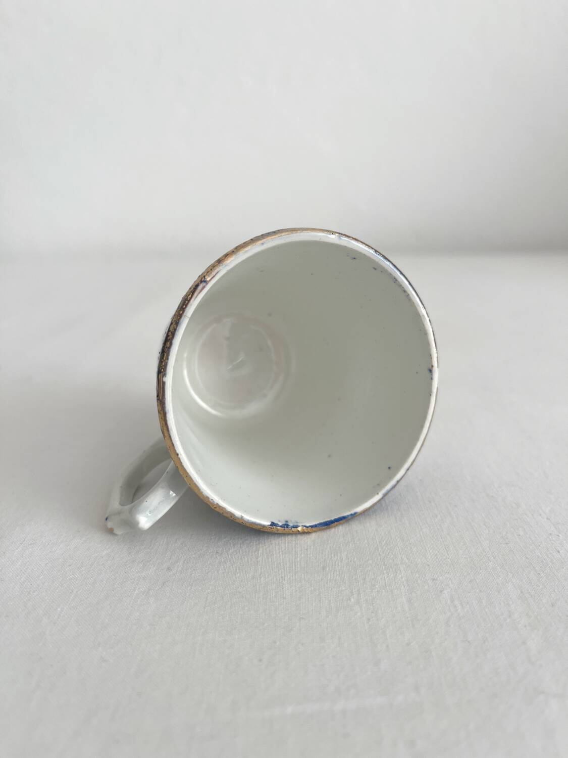 Antique ironstone coffee cup “Floral” Saint Amand