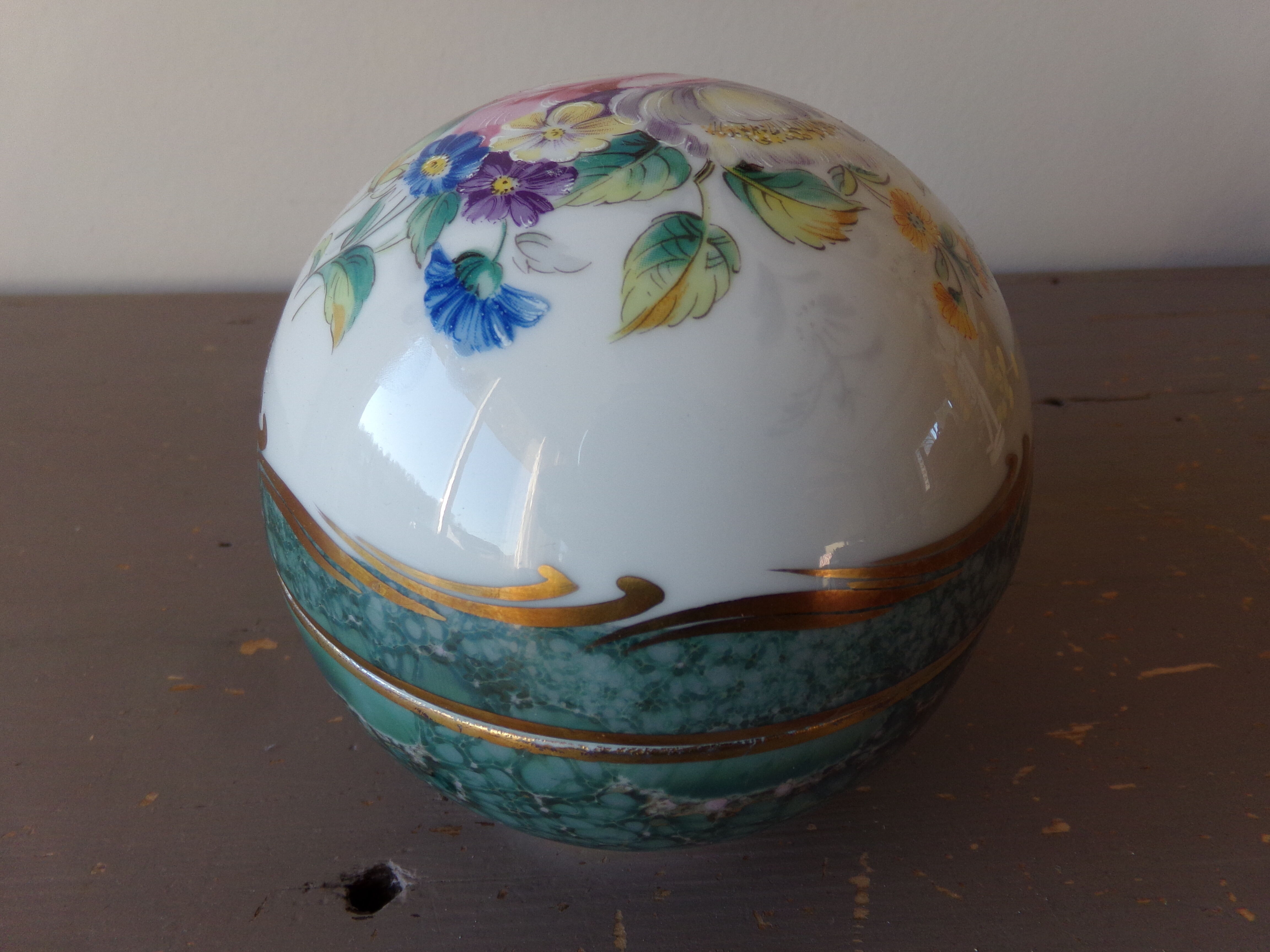 Limoges porcelain box ball shape