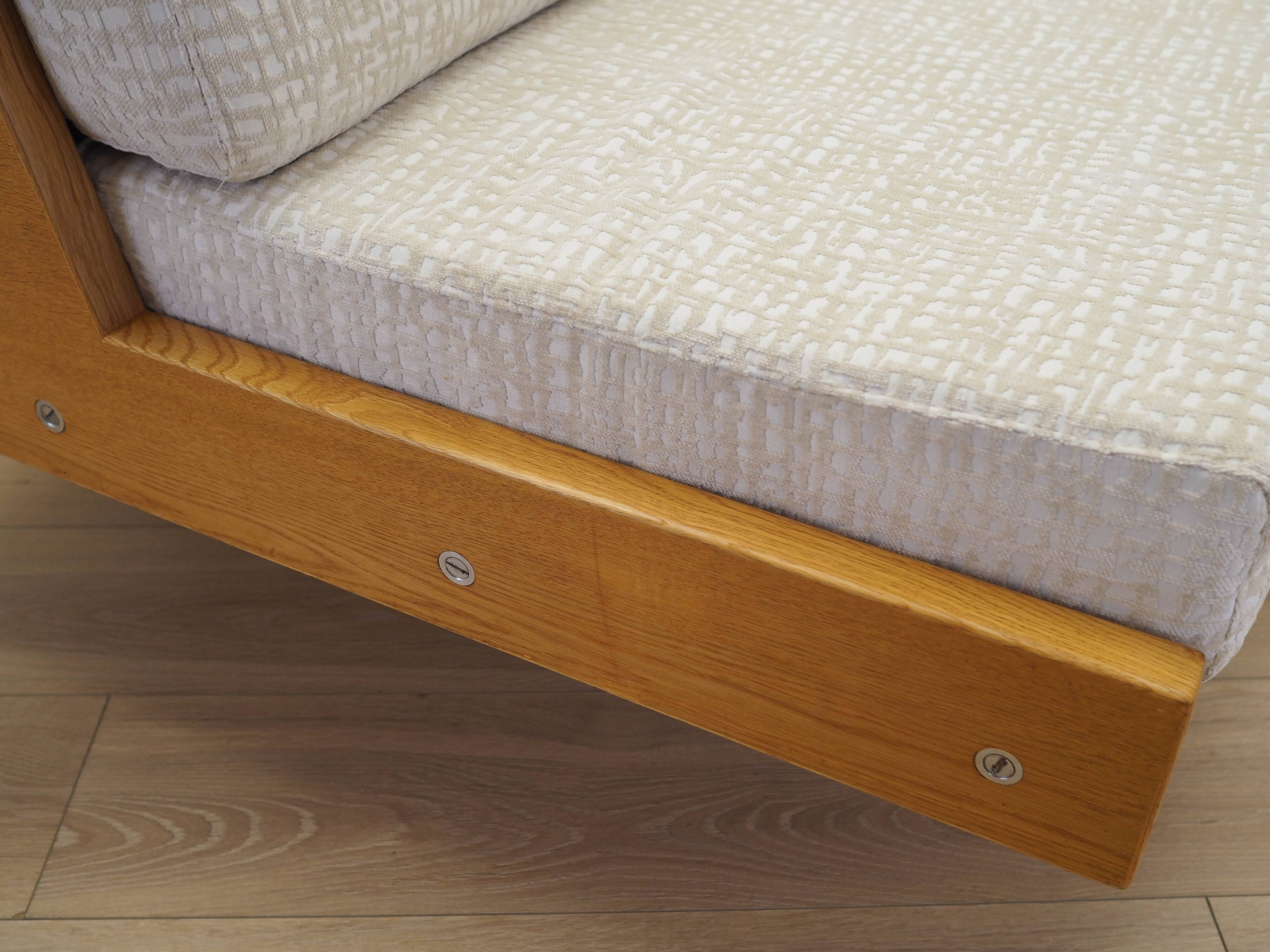 Canapé en chêne, design danois, années 1960, designer : Hans J. Wegner, fabricant : Get