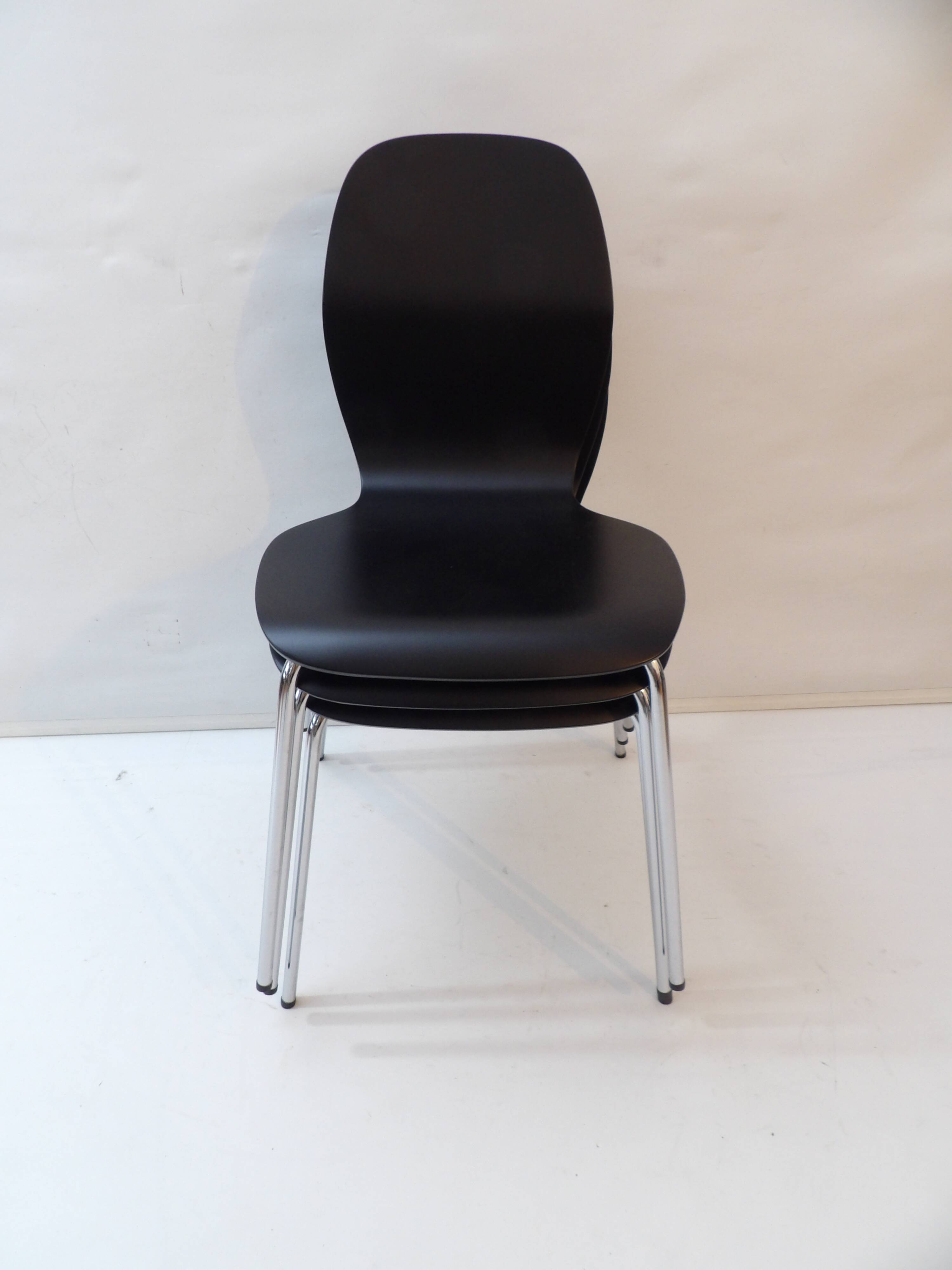 Ilmari Lappalainen - A set of three 'Columna' chairs for Asko. Ca. 1956. Fi