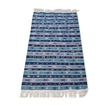 Tapis bleu à motifs berbères fait main en pure laine