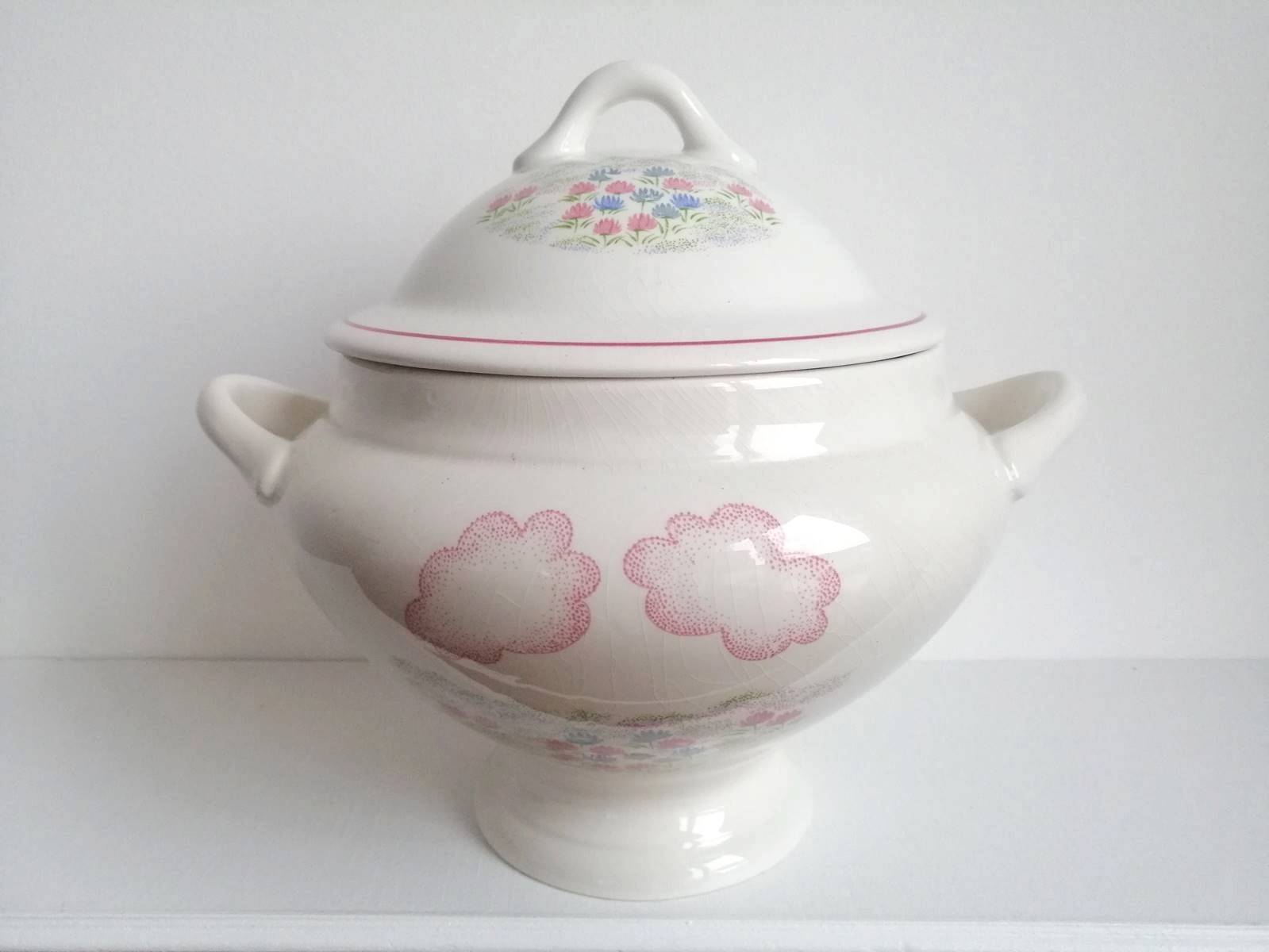 Large porcelain soup tureen Orchies Moulin des Loups Saint-Amand - 2.5 liter vegetable dish