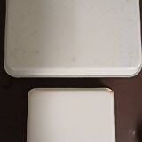 Set of two enameled laboratory/dentist/doctor trays