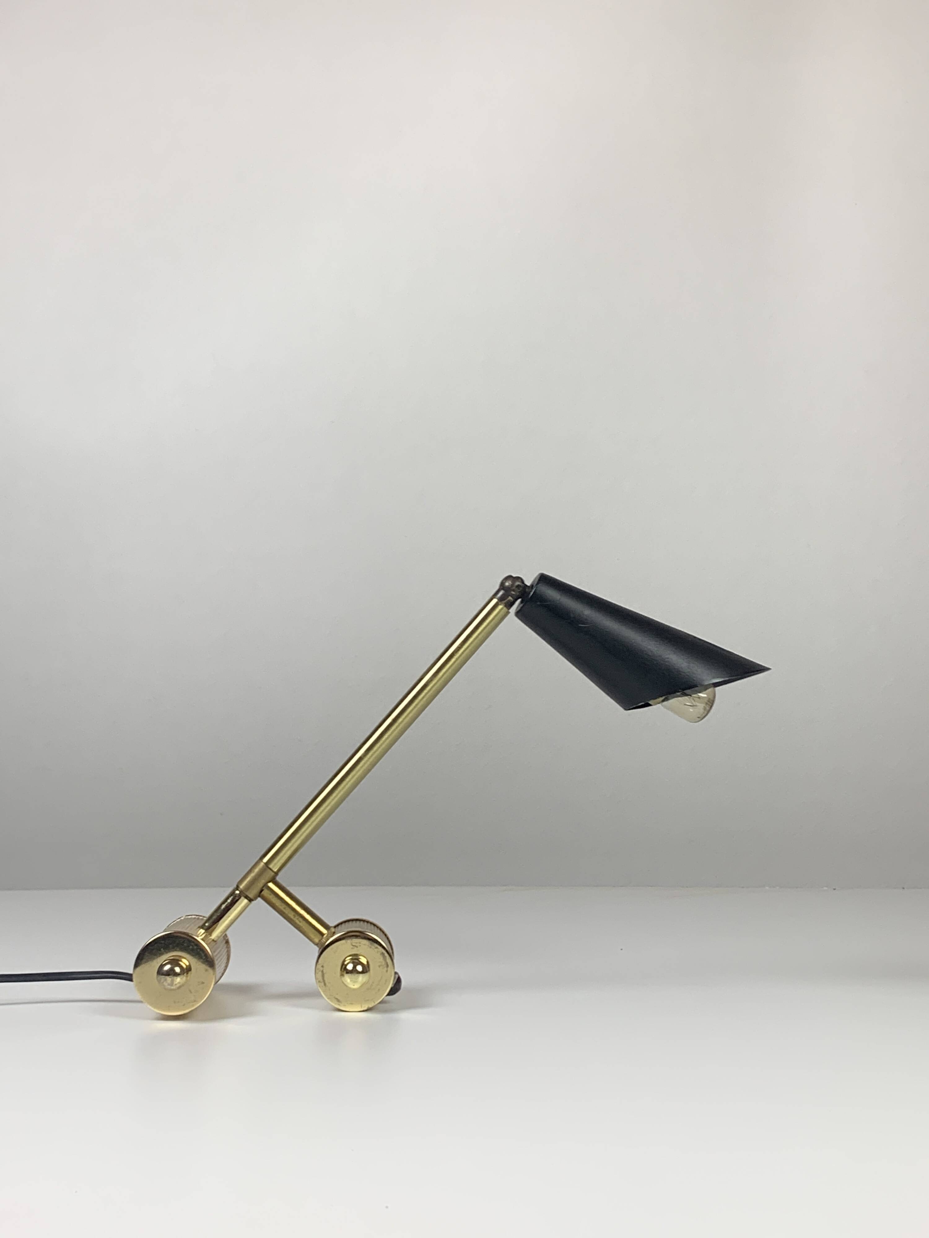 Small midcentury adjustable diabolo counter balance architectural desk lamp, 1960s