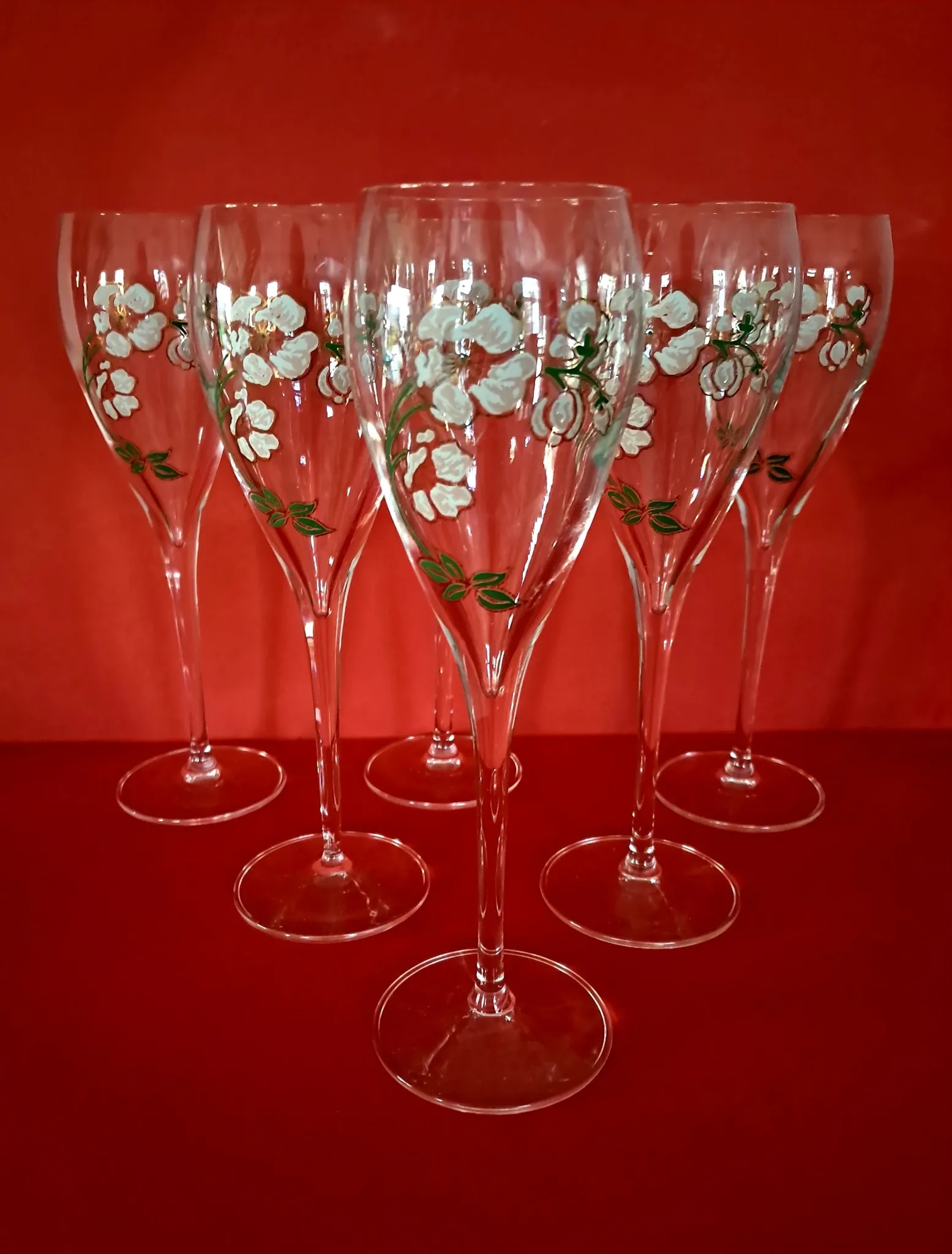 6 Perrier Jouet Belle Epoque champagne flutes in original box.