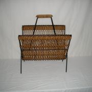 Porte-revue rotin des années 50