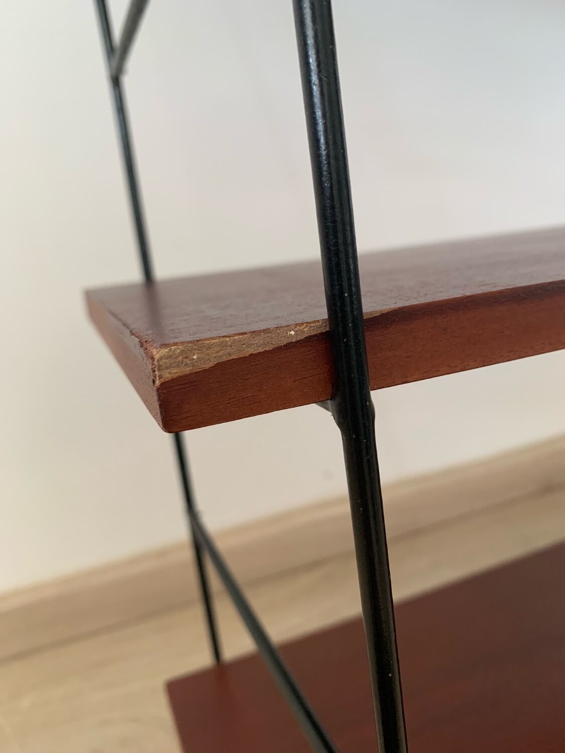 Vintage String shelf