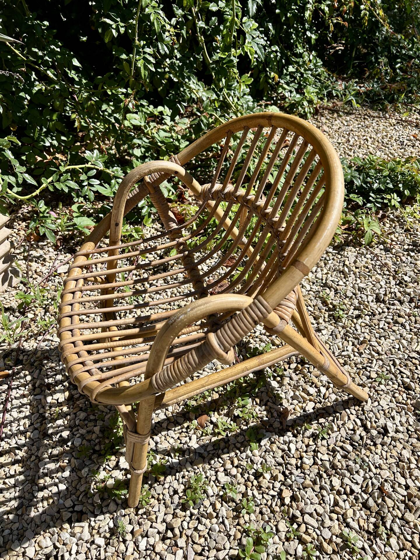 Petit fauteuil en rotin enfant