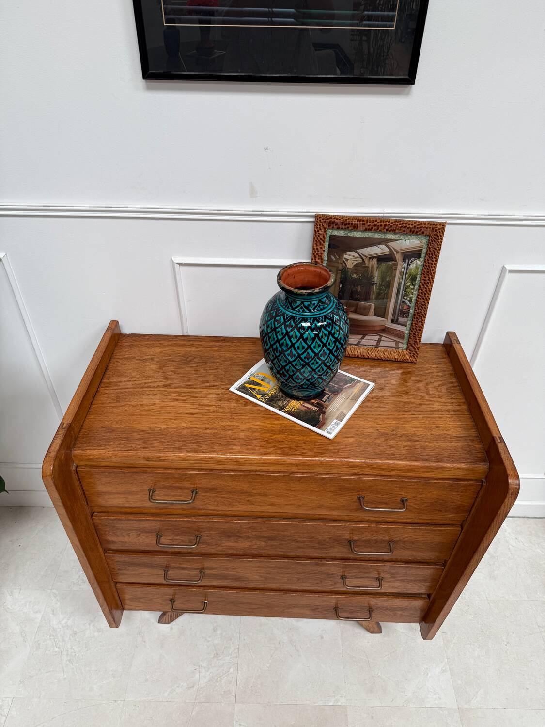 Compass foot chest of drawers