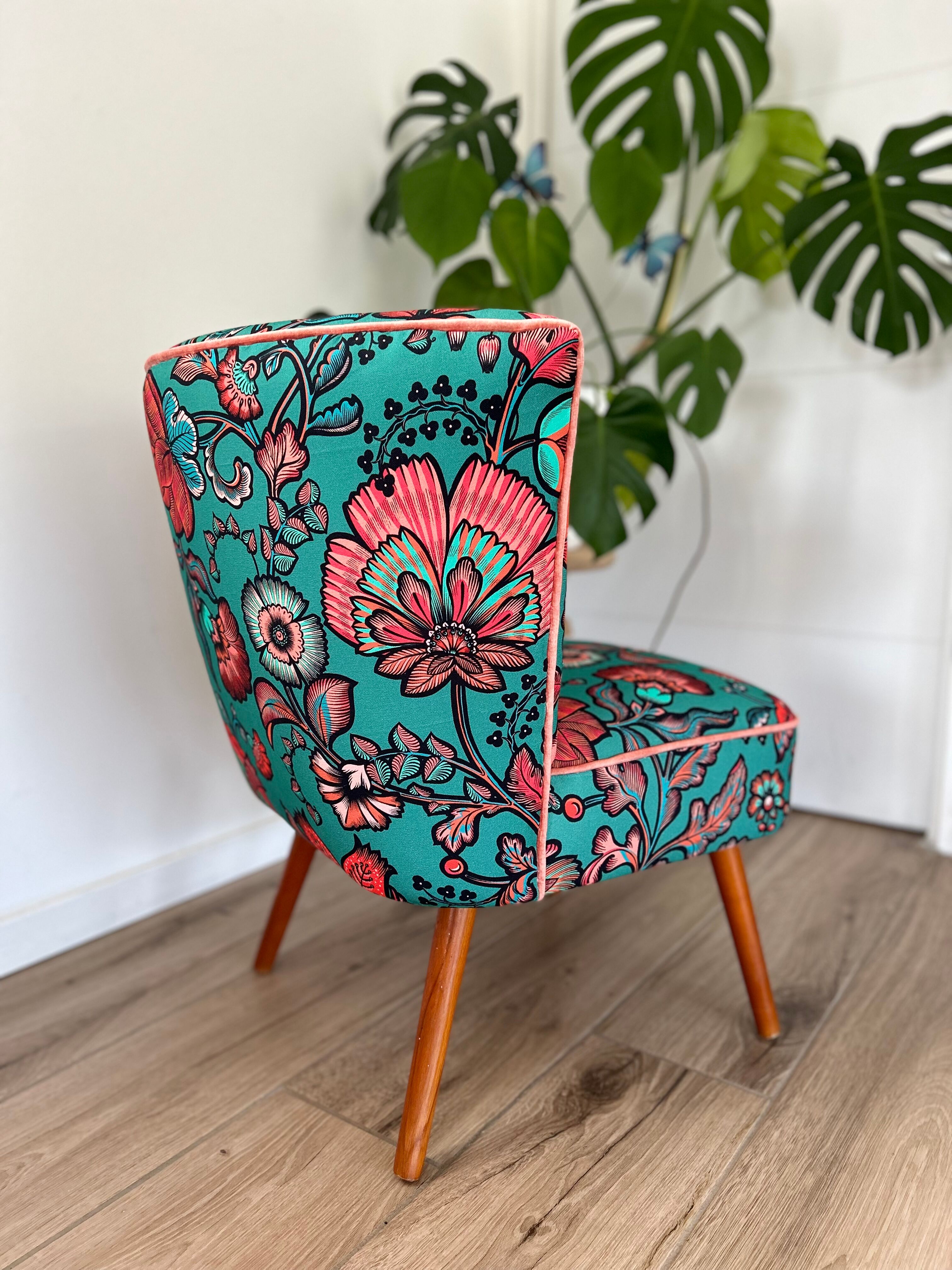 Cocktail chair