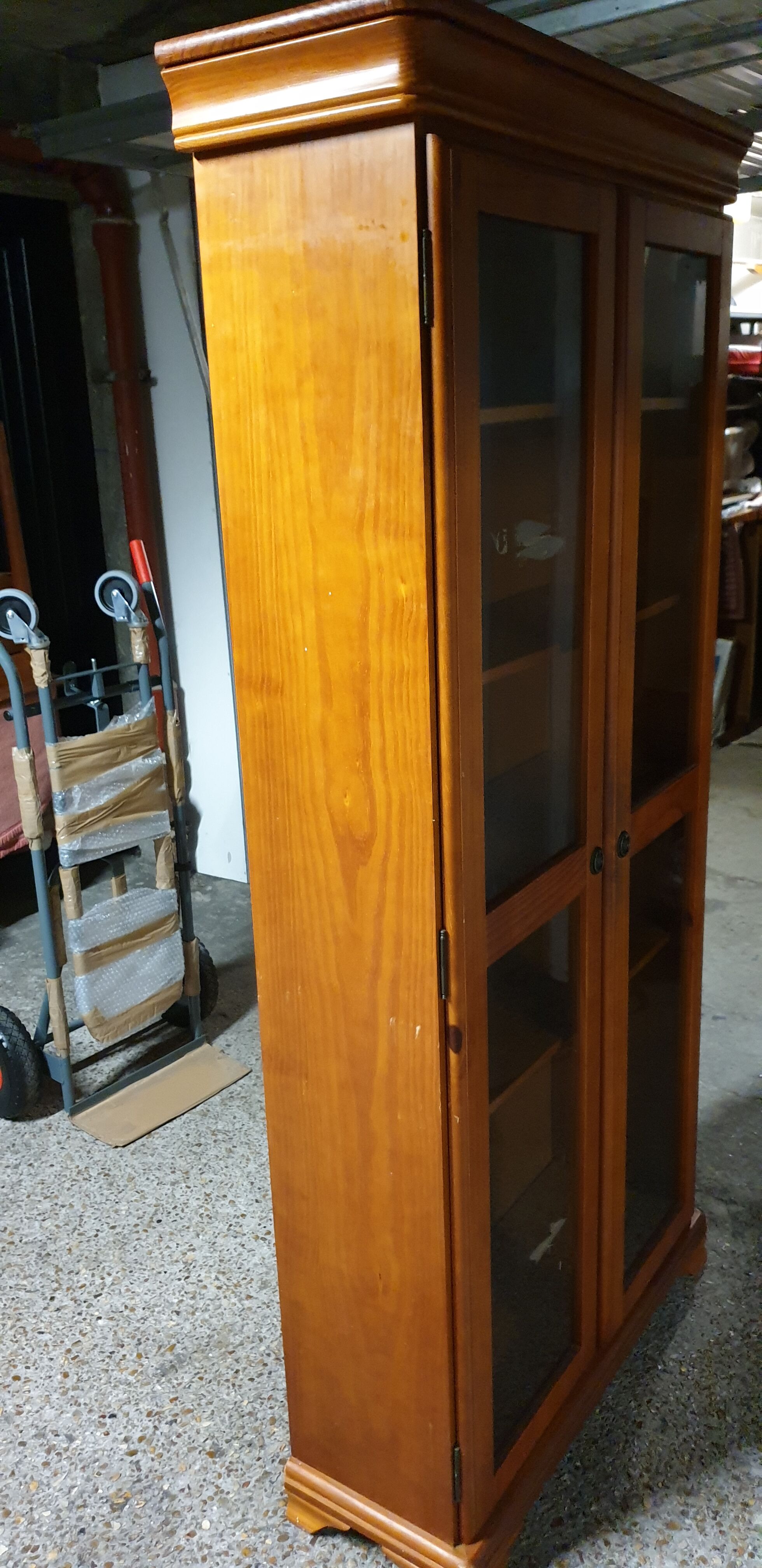 Louis Philippe showcase library