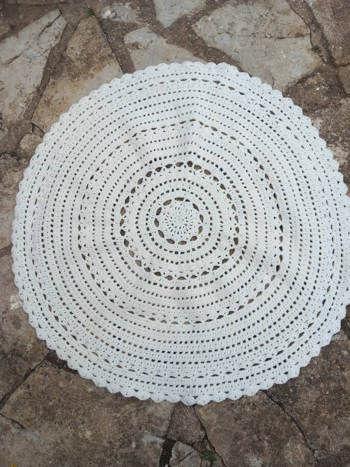 Crochet rug