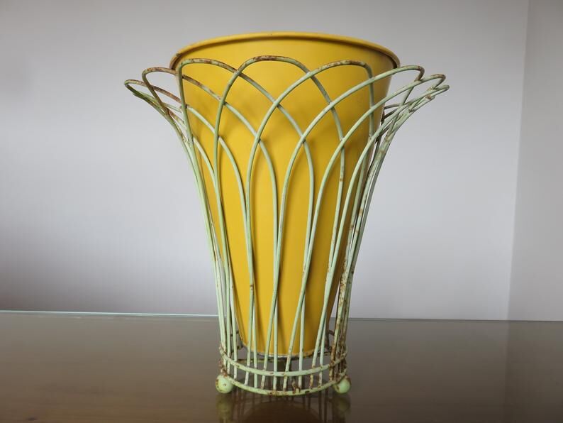 Cache pot tripod in pale green metal and yellow 50 60 years