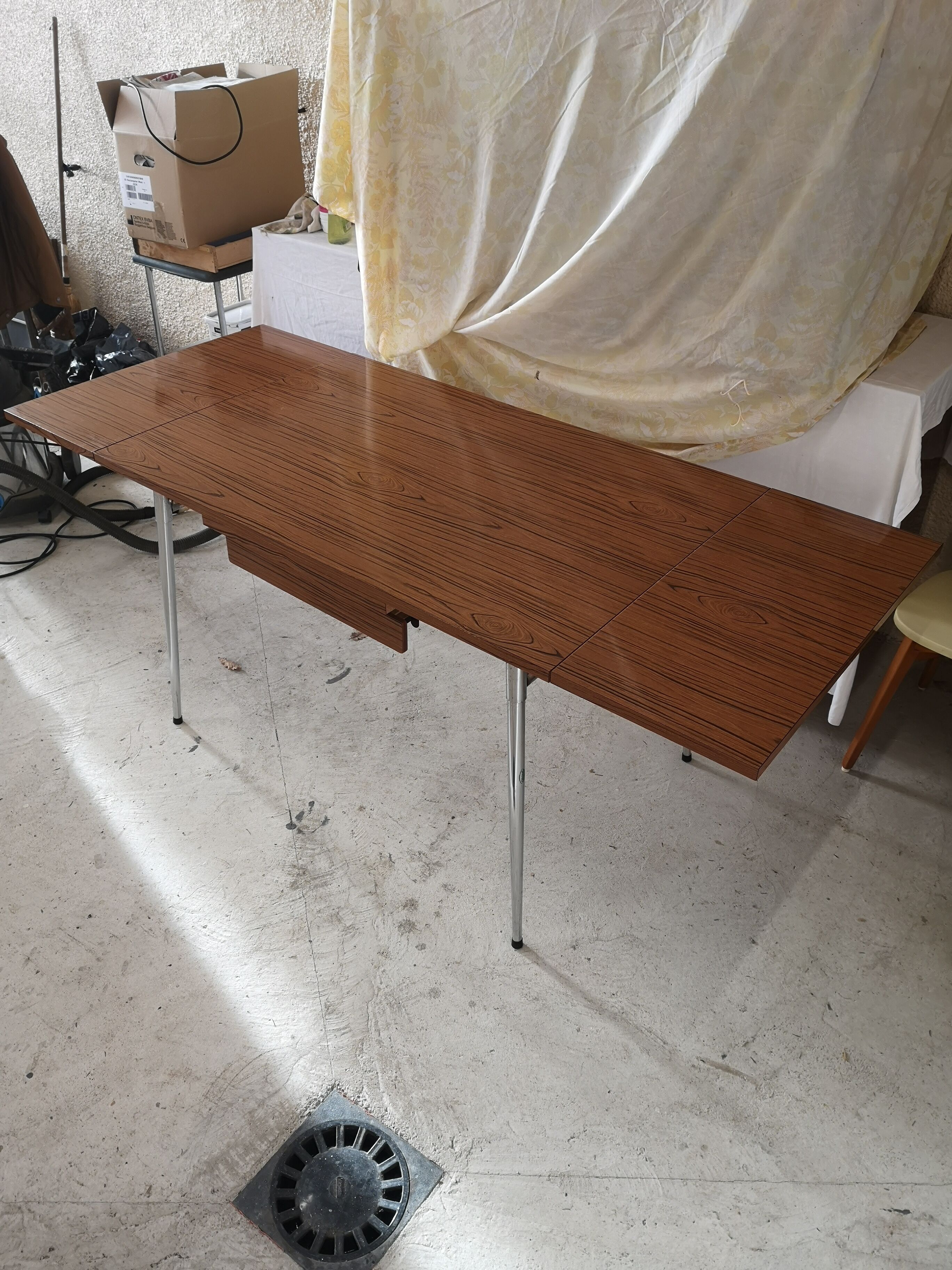 Kitchen table formica 1950s