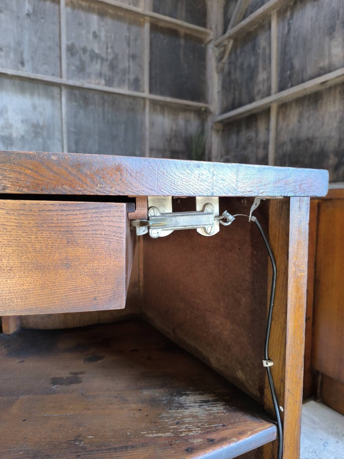 Ensemble de 2 comptoirs de magasin 1950