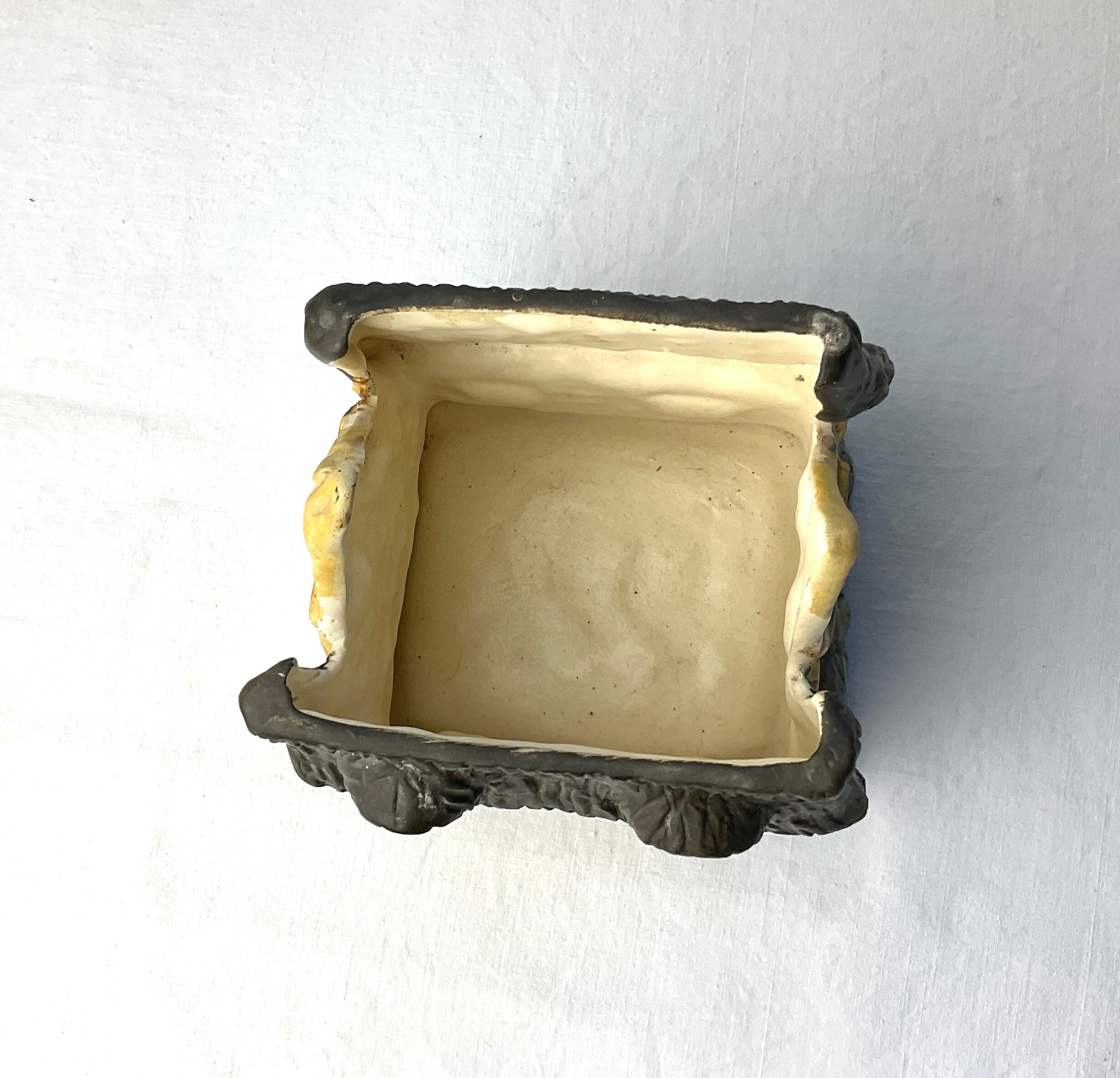 Homemade ceramic pot cover