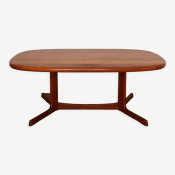 Large Scandinavian coffee table Dyrlund