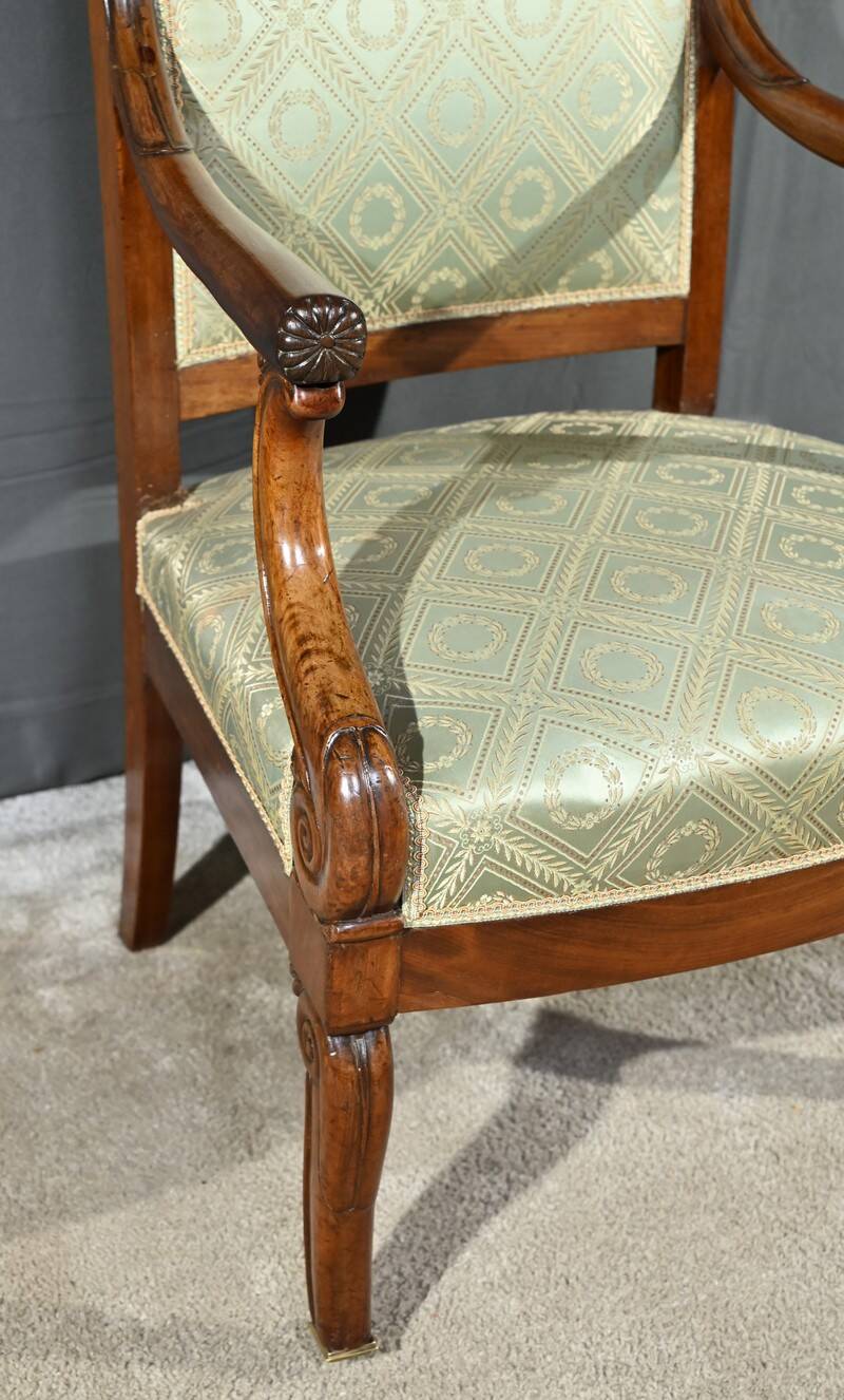 Paire de Fauteuils à Crosses en Acajou, époque Restauration – Début XIXe