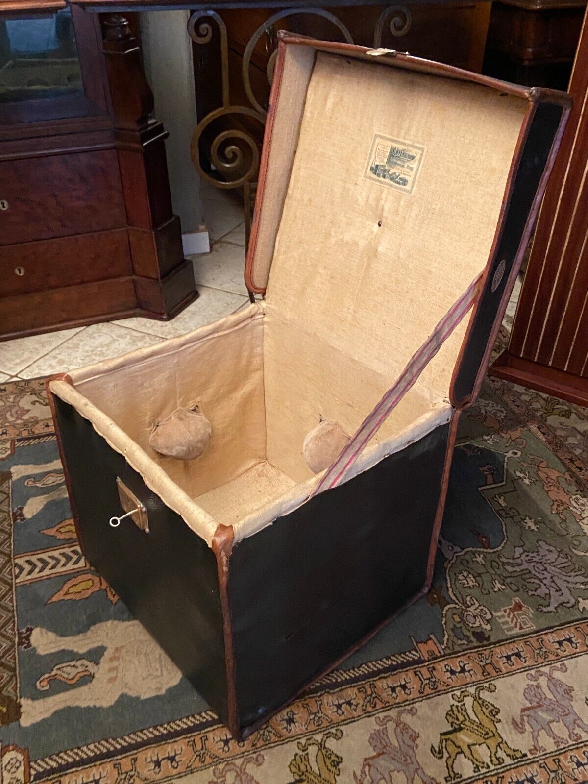 Travel trunk late nineteenth marked "At the start, Paris"