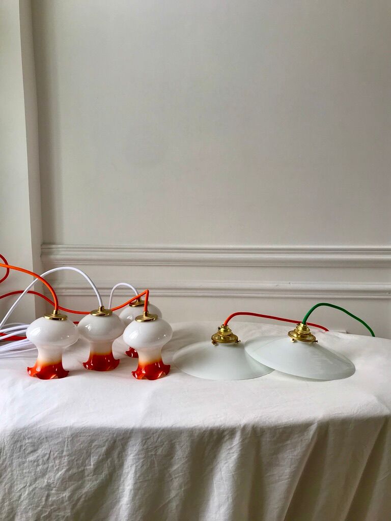 Hanging lamp in opaline smooth orange thread early twentieth century