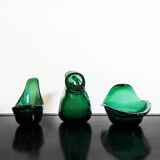 Tre vasi scultorei in vetro verde di Empoli, Italia Anni '60