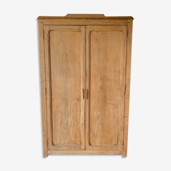 Armoire bois brut