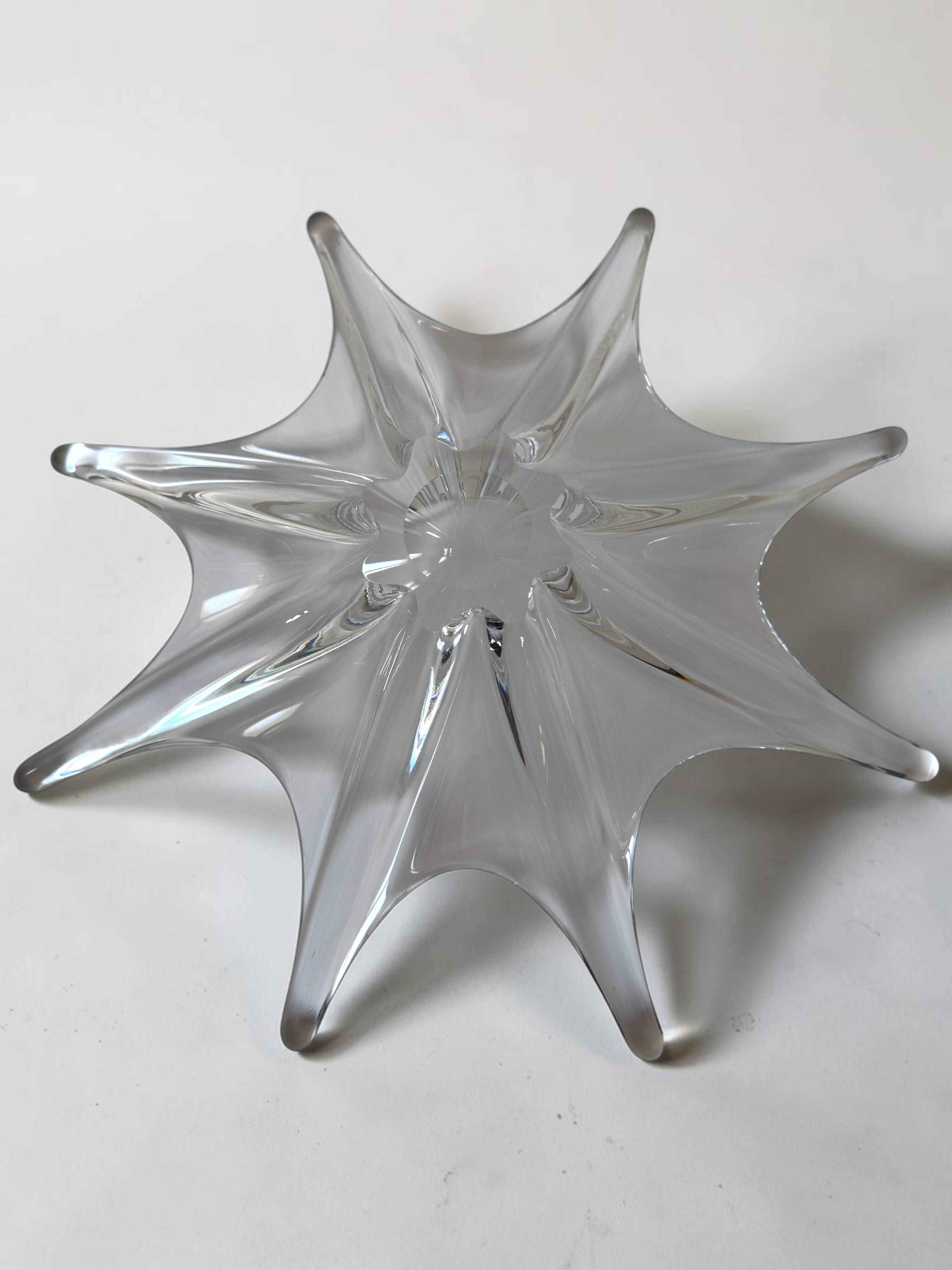 Baccarat crystal star coupe 40cm — perfect condition, authentic mark