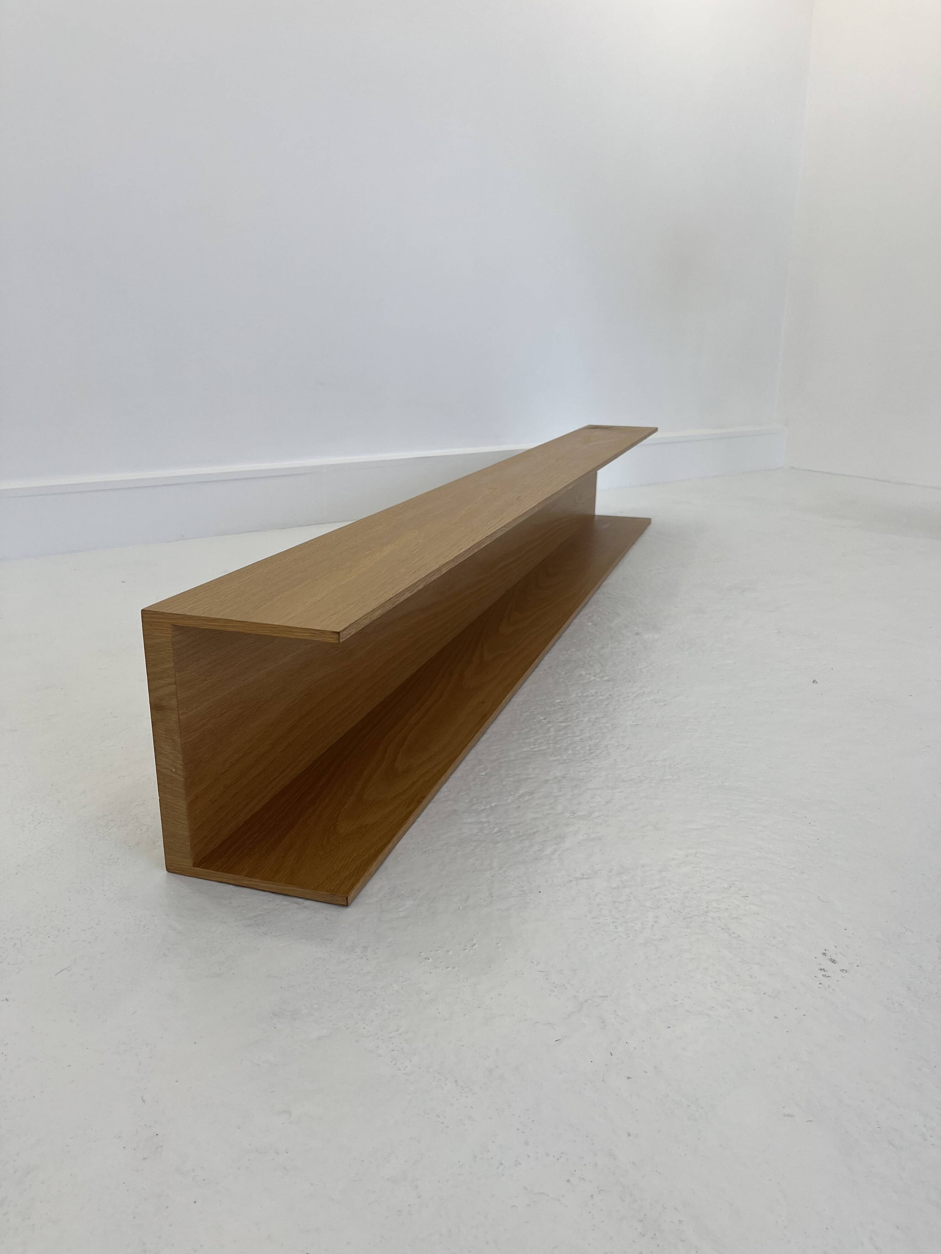 Grande étagère murale flottante en teck attribuée à Walter Wirtz pour Wilhe