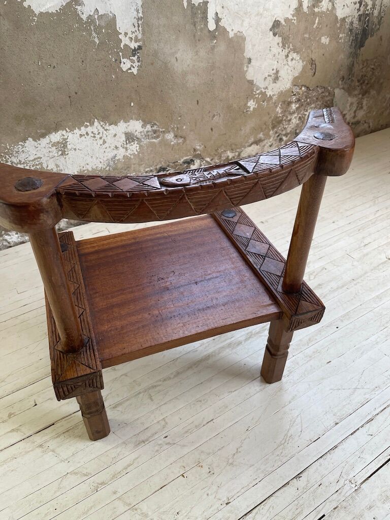 Low chair côte d'ivoire