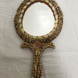 Hand facing decoration shells year 60/70