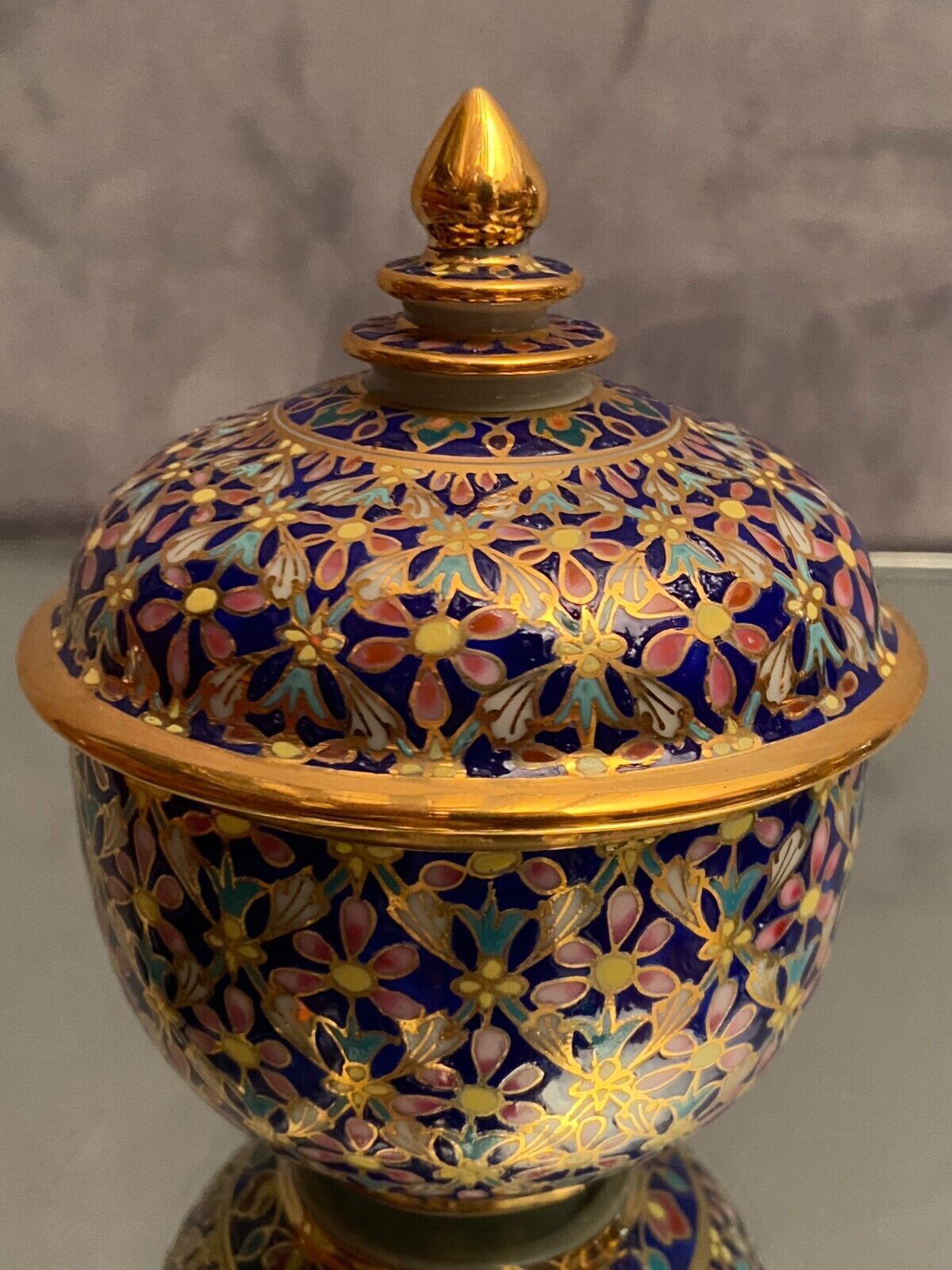 Sucrier bonbonnière pot couvert porcelaine Thaïlande