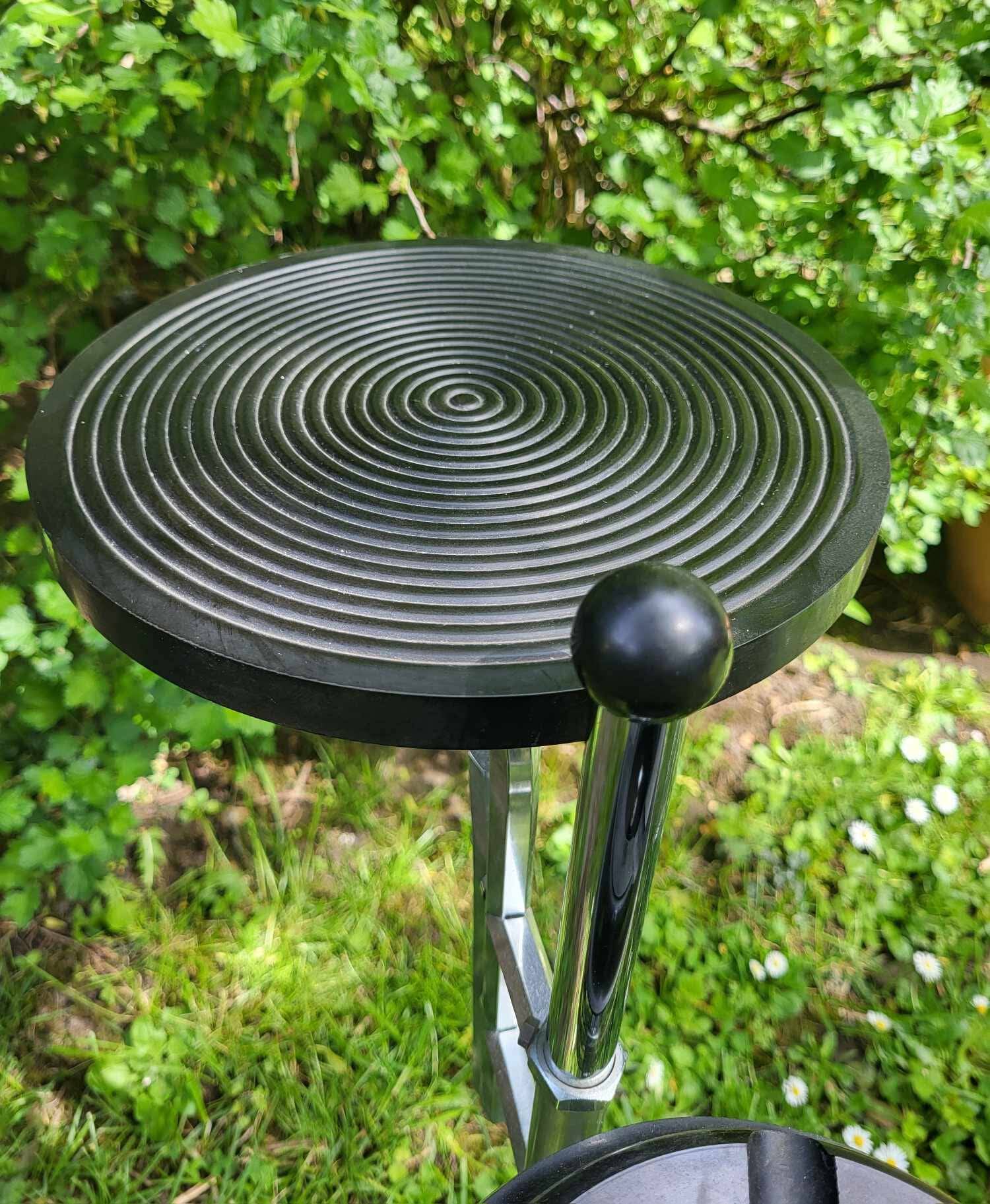 Cendrier chrome et bakélite par Demeyere