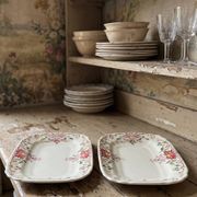 2 antique Longchamp dishes with daisies in polychrome ironstone.