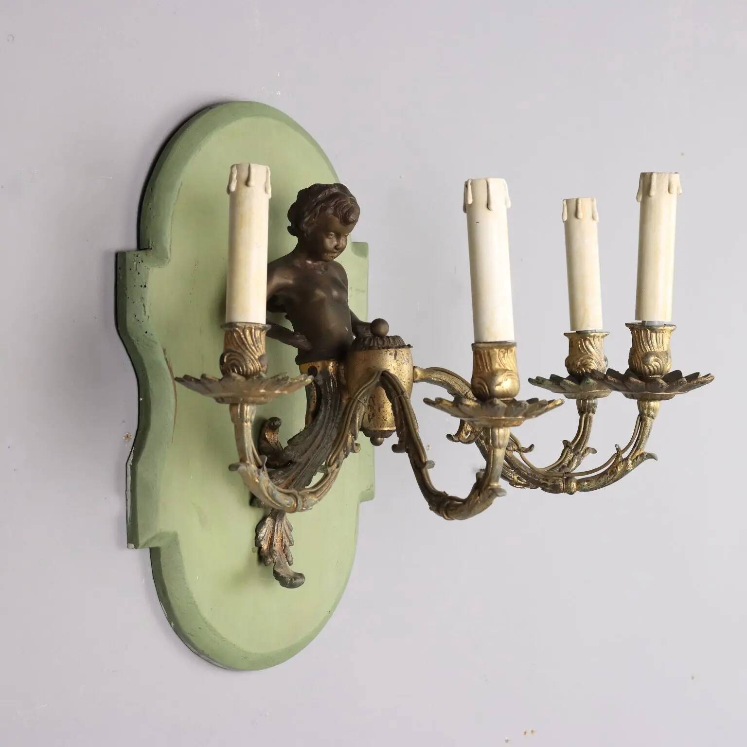 Antique wall light in gilded metal and bronze, Italy, 20th century