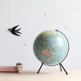 Taride Tripod Earth Globe of the 1960s