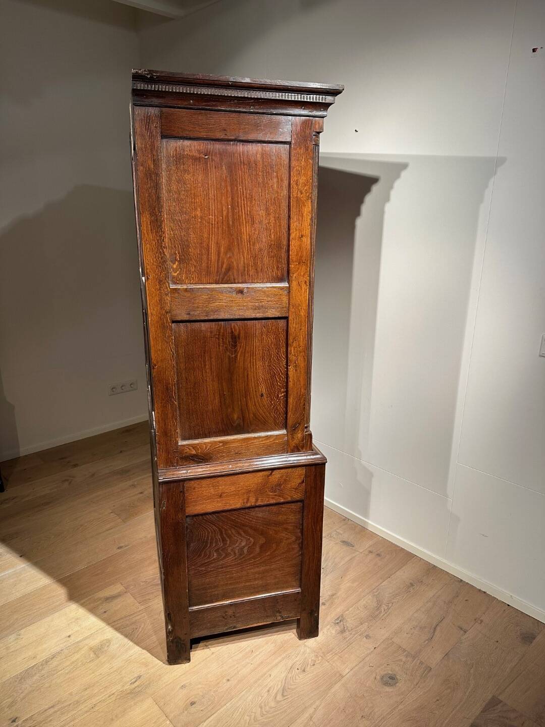18th Century Welsh cupboard