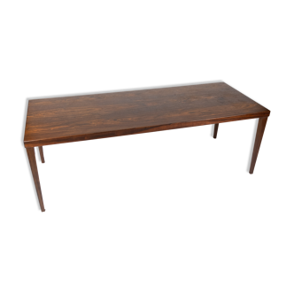 Coffee table in rosewood of danish design from the 1960s.