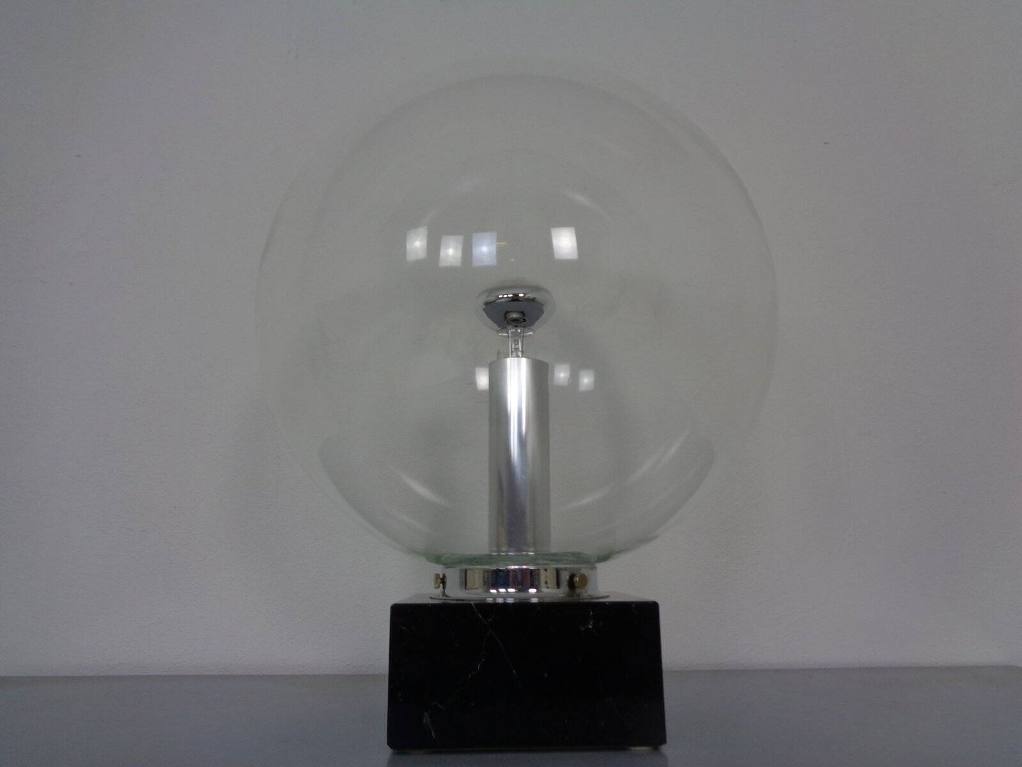 Large glass globe and marble table lamp from Erco, 1960s.