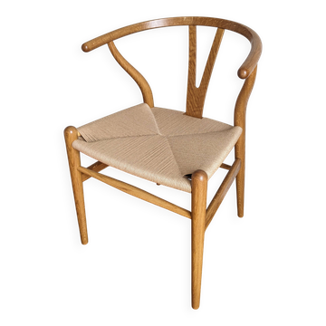 CH24 Wishbone chair, designer Hans Wegner for Carl Hansen & Søn